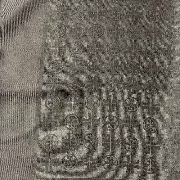 Tory Burch Dark Roast Fringe Scarf - Picture 4 of 10